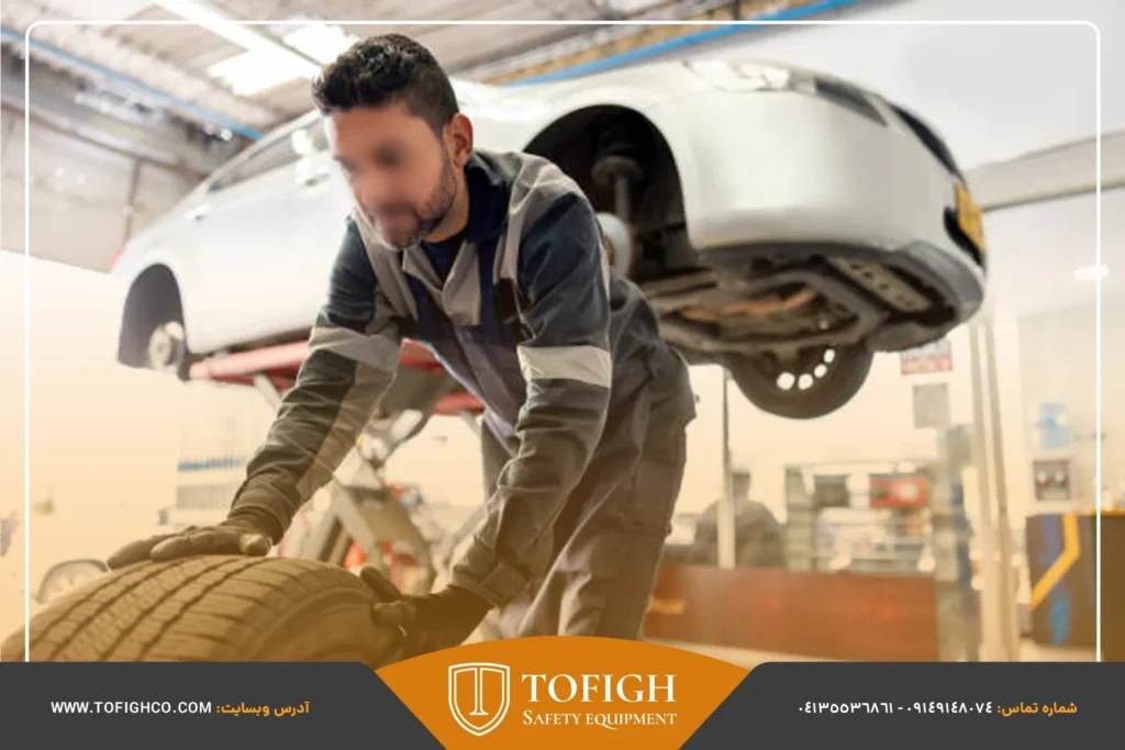 چرا لباس کار حرفه ای برای مکانیک ها ضروری است؟
